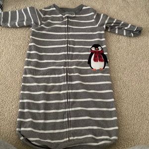 Carter’s 🐧 fleece sleep sack